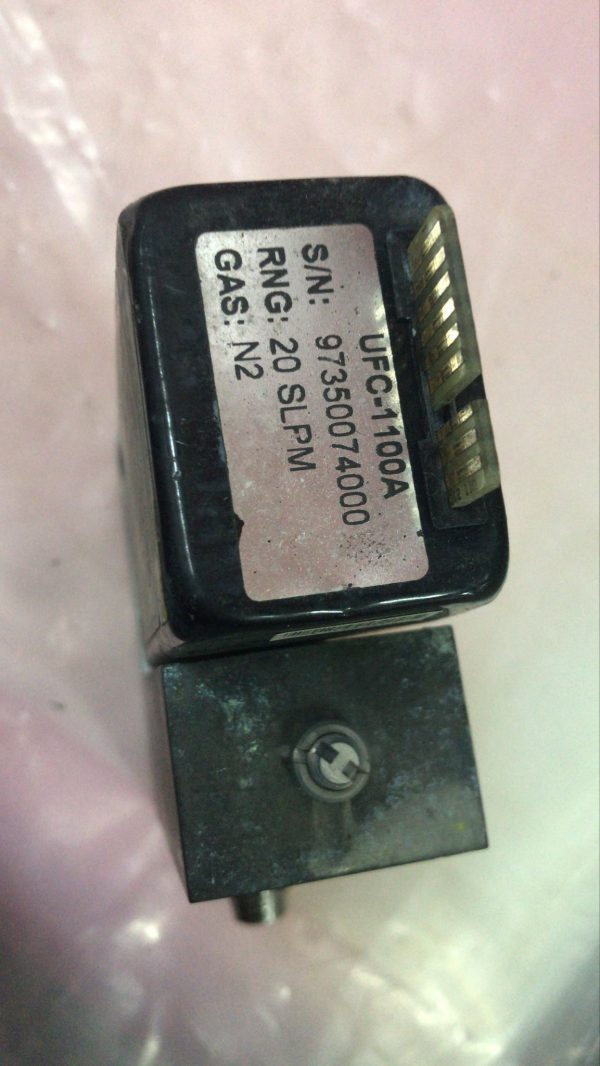 Unit UFC-1100A, 20 SLPM, N2, Mass Flow Controller - Image 2