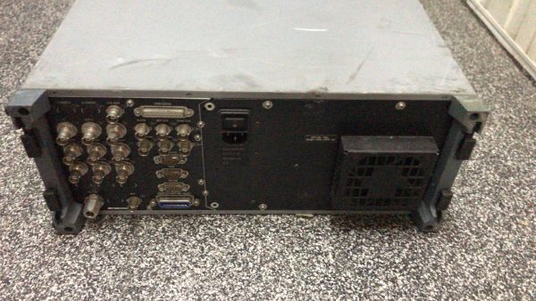 Rohde & Schwarz SMIQ 03B 1125.5555.03 300kHz-3.3GHz Signal Generator - Image 3