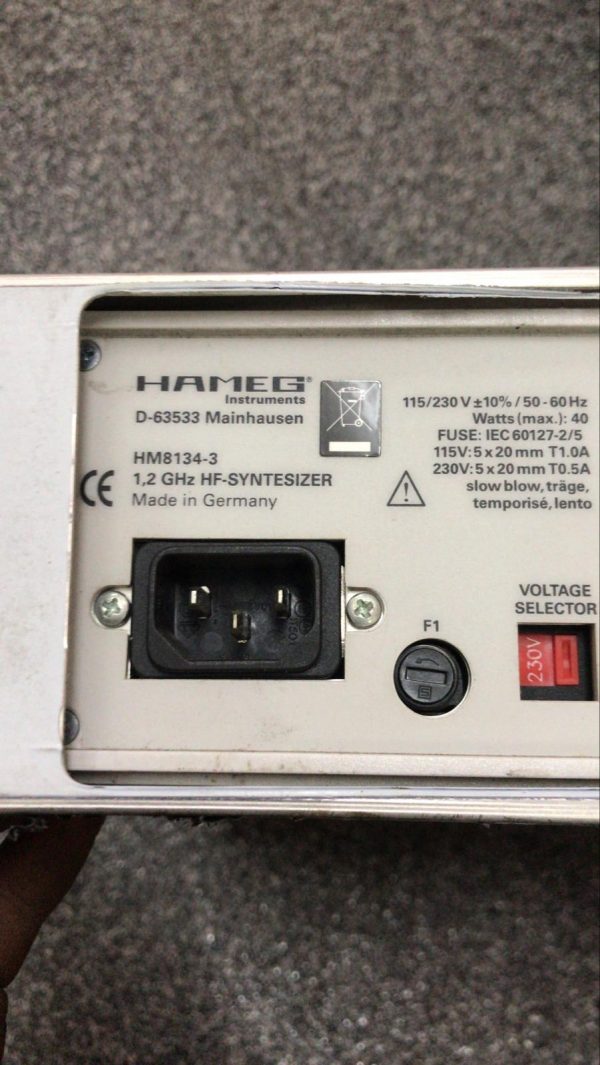 HAMEG HM8134-3 Programmable HF-Synthesizer 1.2 Ghz - Image 2